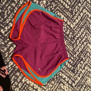 Medium dri-fit Nike gym shorts!